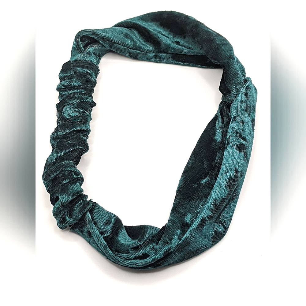 Stretchy Ann Taylor Green Velvet Headband